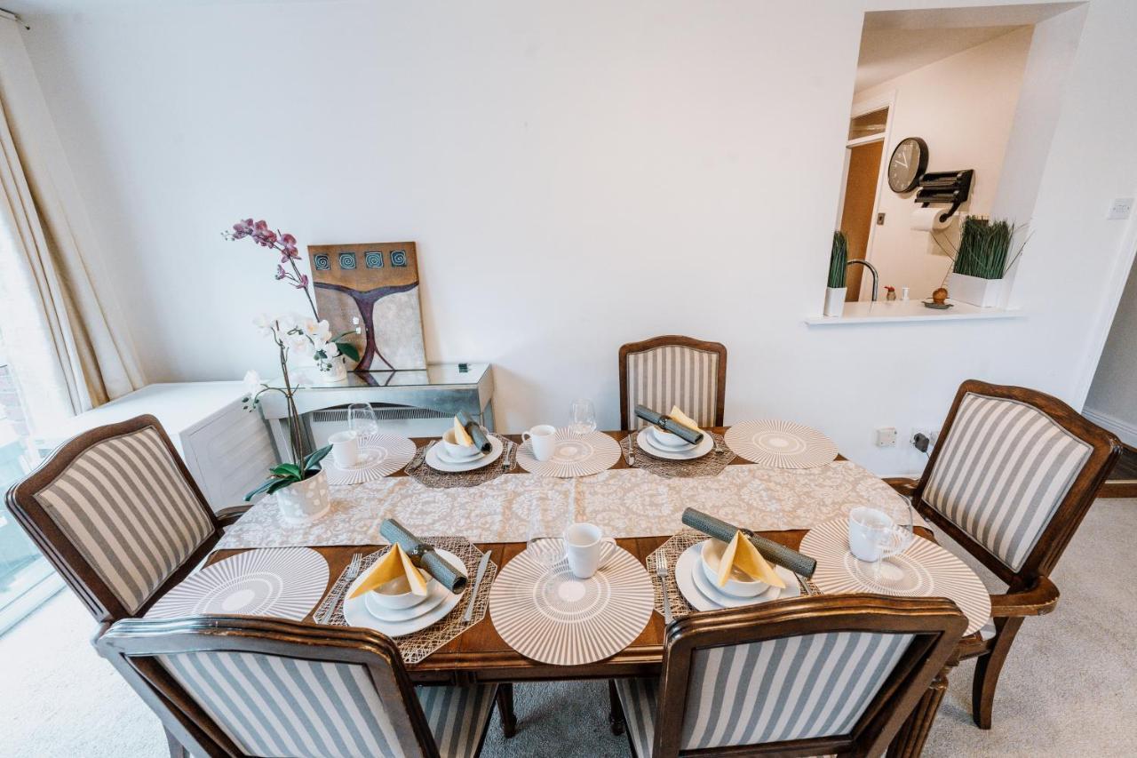 Smithfield Square Nest Entire Apt Дублін Екстер'єр фото